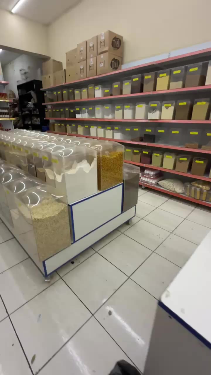 Interior da loja do Empório São Miguel no Brás